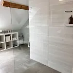 בית אירוח Weingut & Gaestezimmer Weissenbacher *