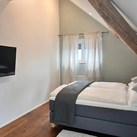 Проживание в семье Weingut & Gaestezimmer Weissenbacher *