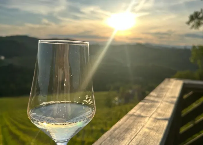 Weingut & Gaestezimmer Weissenbacher Homestay Gamlitz