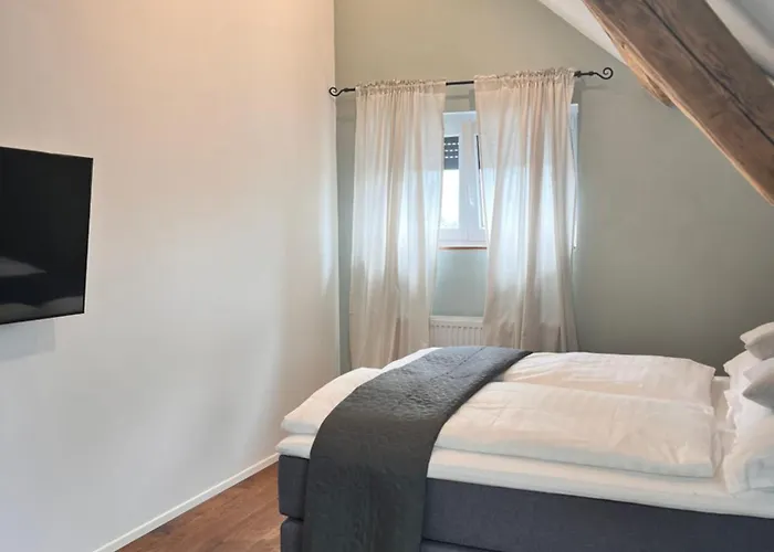 Homestay Weingut & Gaestezimmer Weissenbacher *